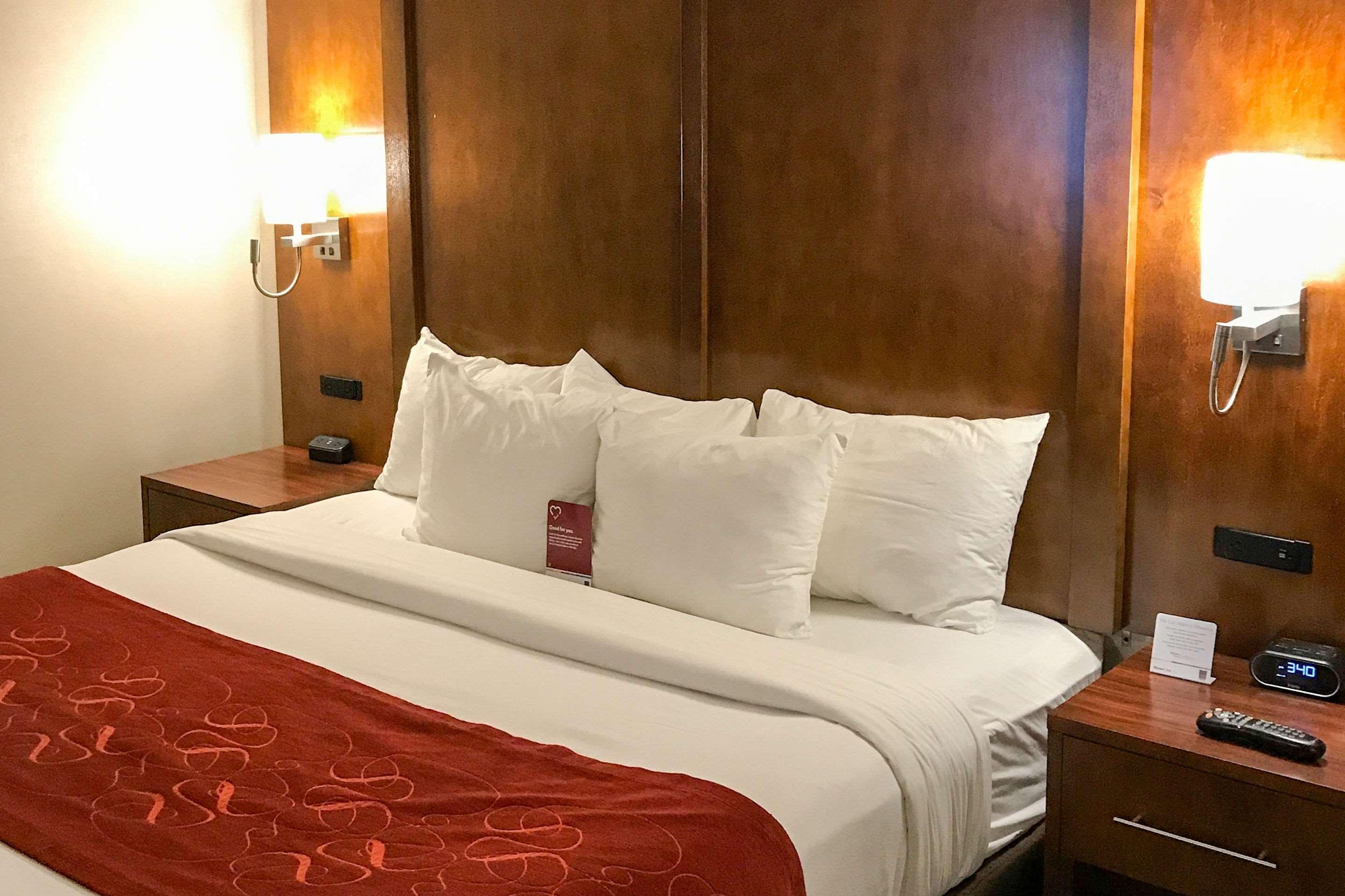 Comfort Suites Near Six Flags Magic Mountain Stevenson Ranch Esterno foto
