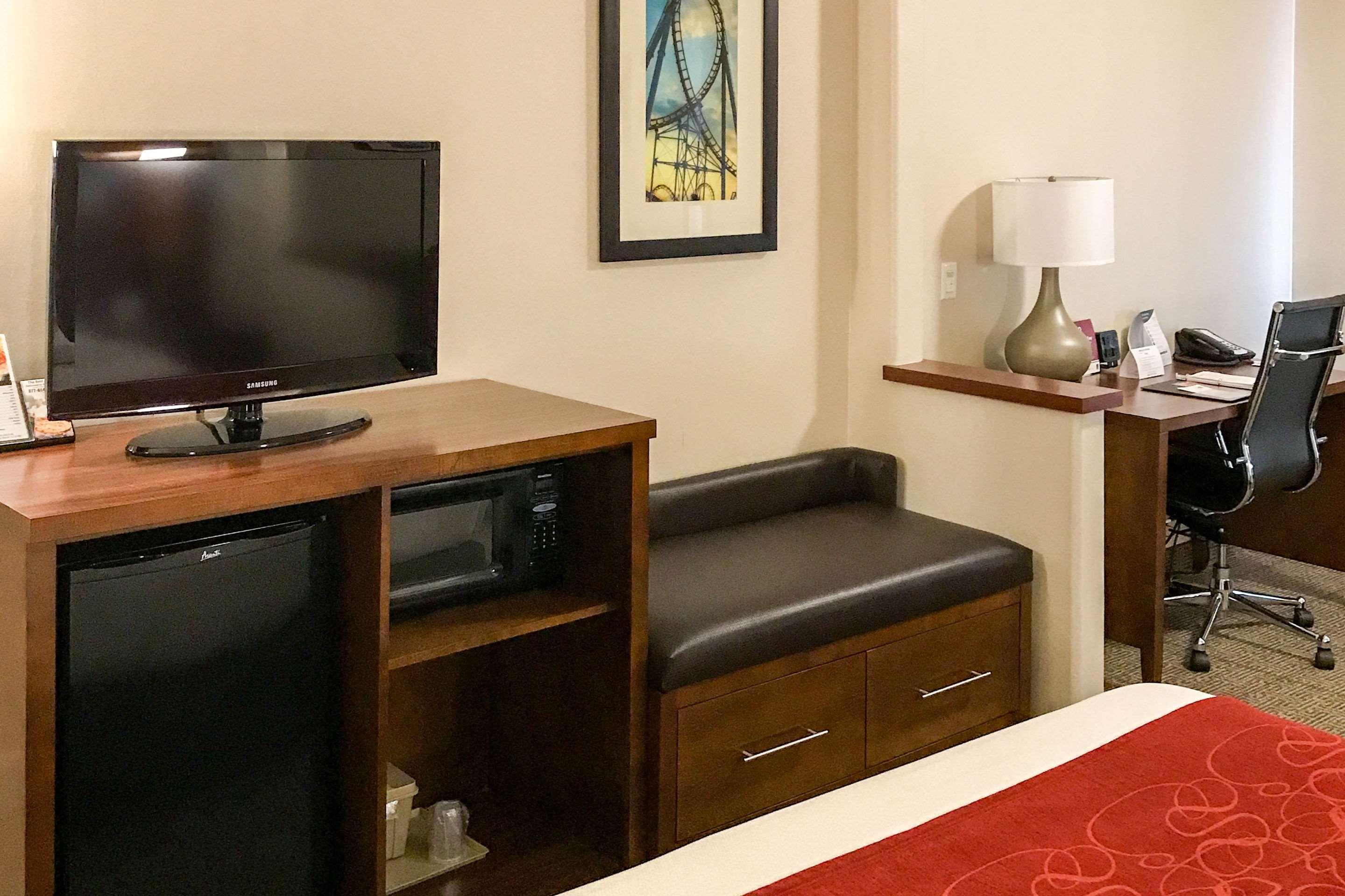 Comfort Suites Near Six Flags Magic Mountain Stevenson Ranch Esterno foto