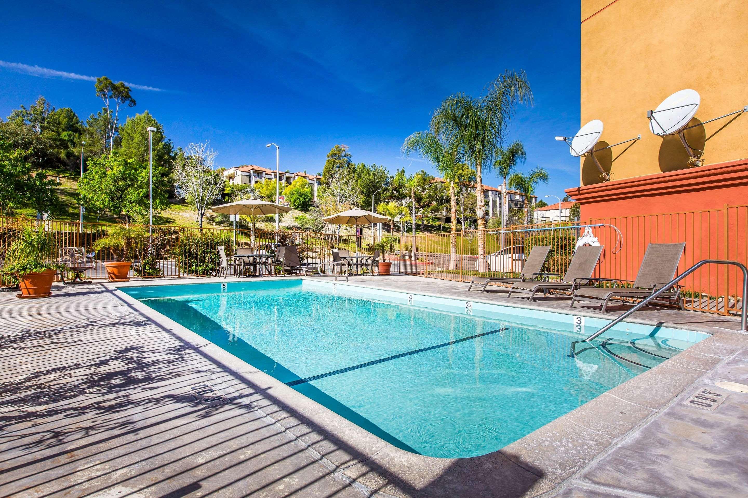 Comfort Suites Near Six Flags Magic Mountain Stevenson Ranch Esterno foto