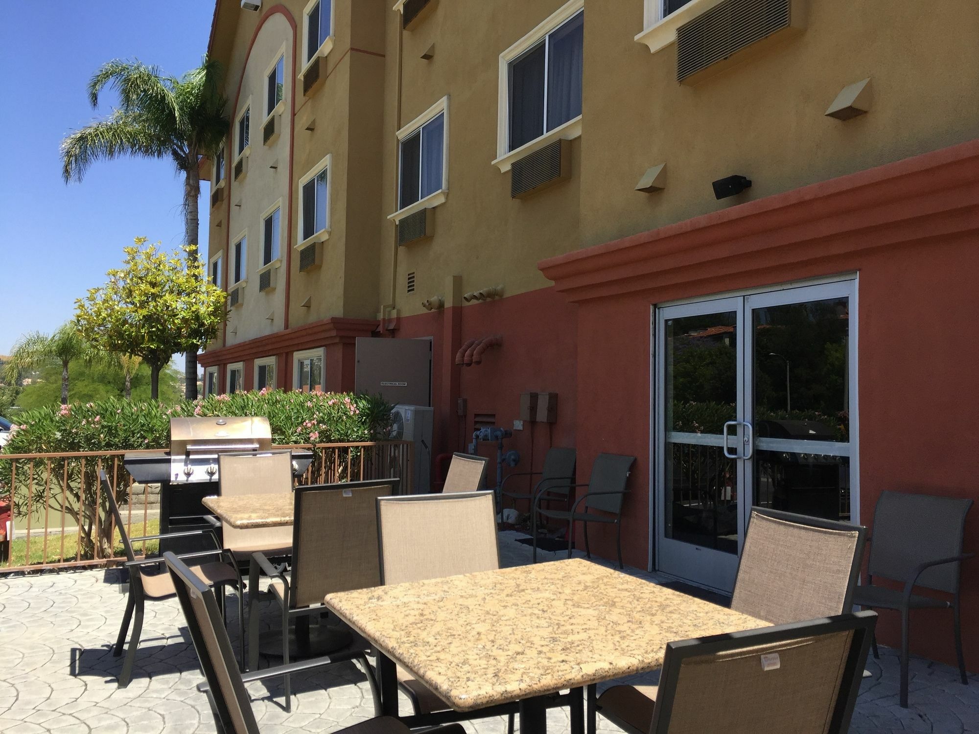 Comfort Suites Near Six Flags Magic Mountain Stevenson Ranch Esterno foto